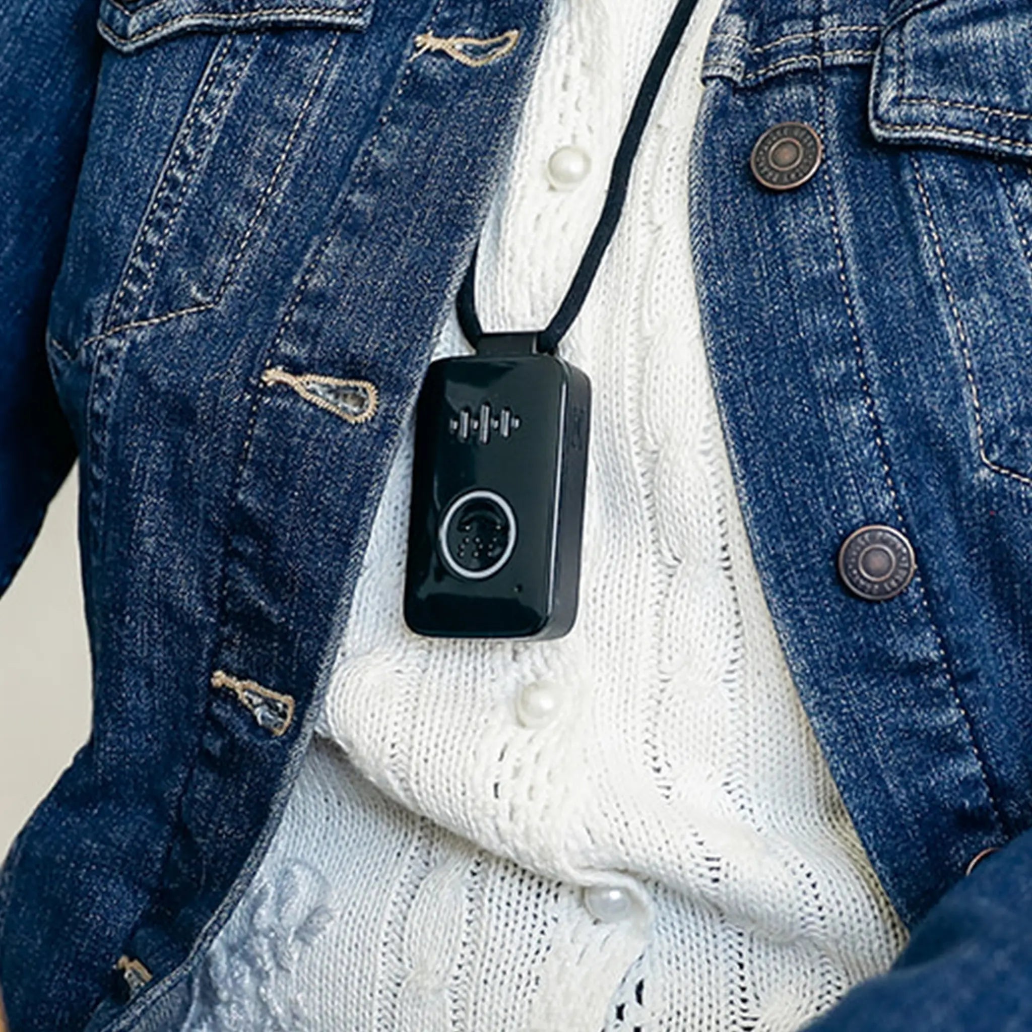 Belle S Medical Alert Pendant